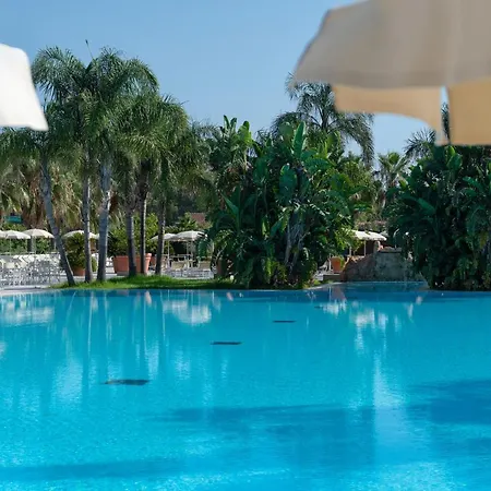 Hotel Vascellero Club