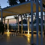 Hotel Vascellero Club