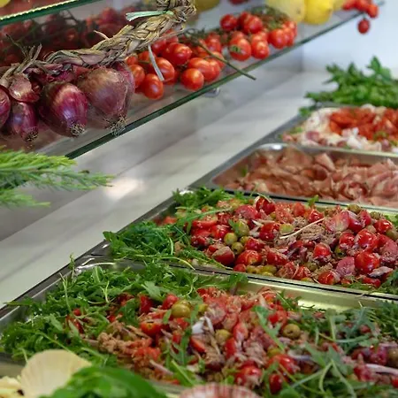 Vascellero Club Hotel 4*