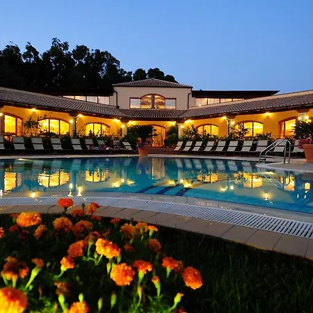 Vascellero Club Hotel 4*