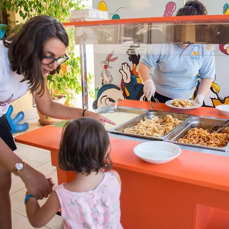 Hotel Vascellero Club