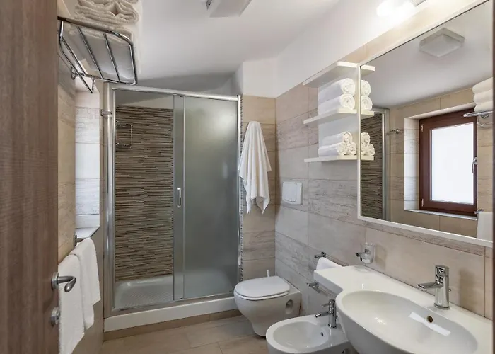 Hotel Vascellero Club